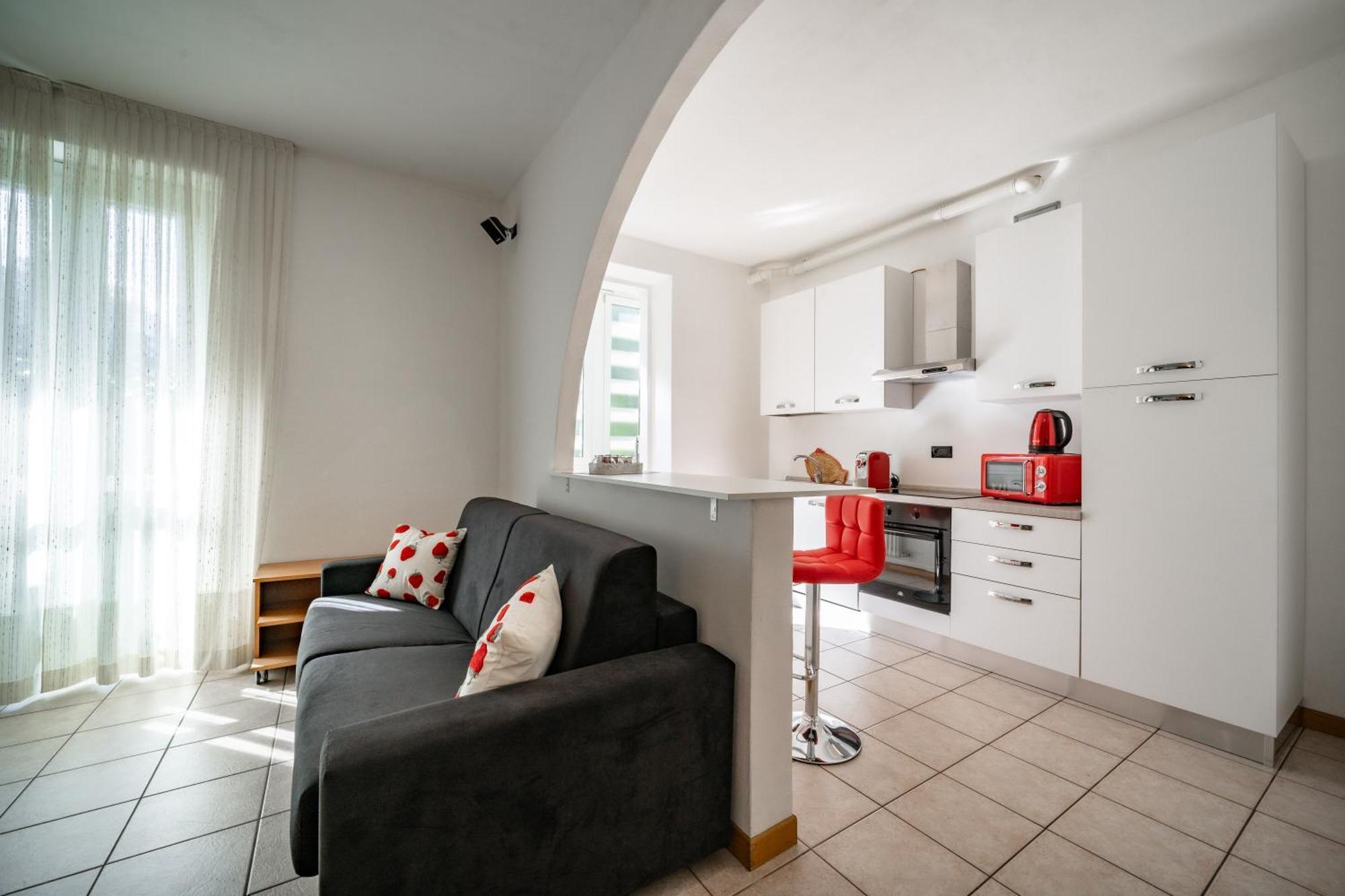 Dolce Teresa Apartment Mandello del Lario Exterior photo